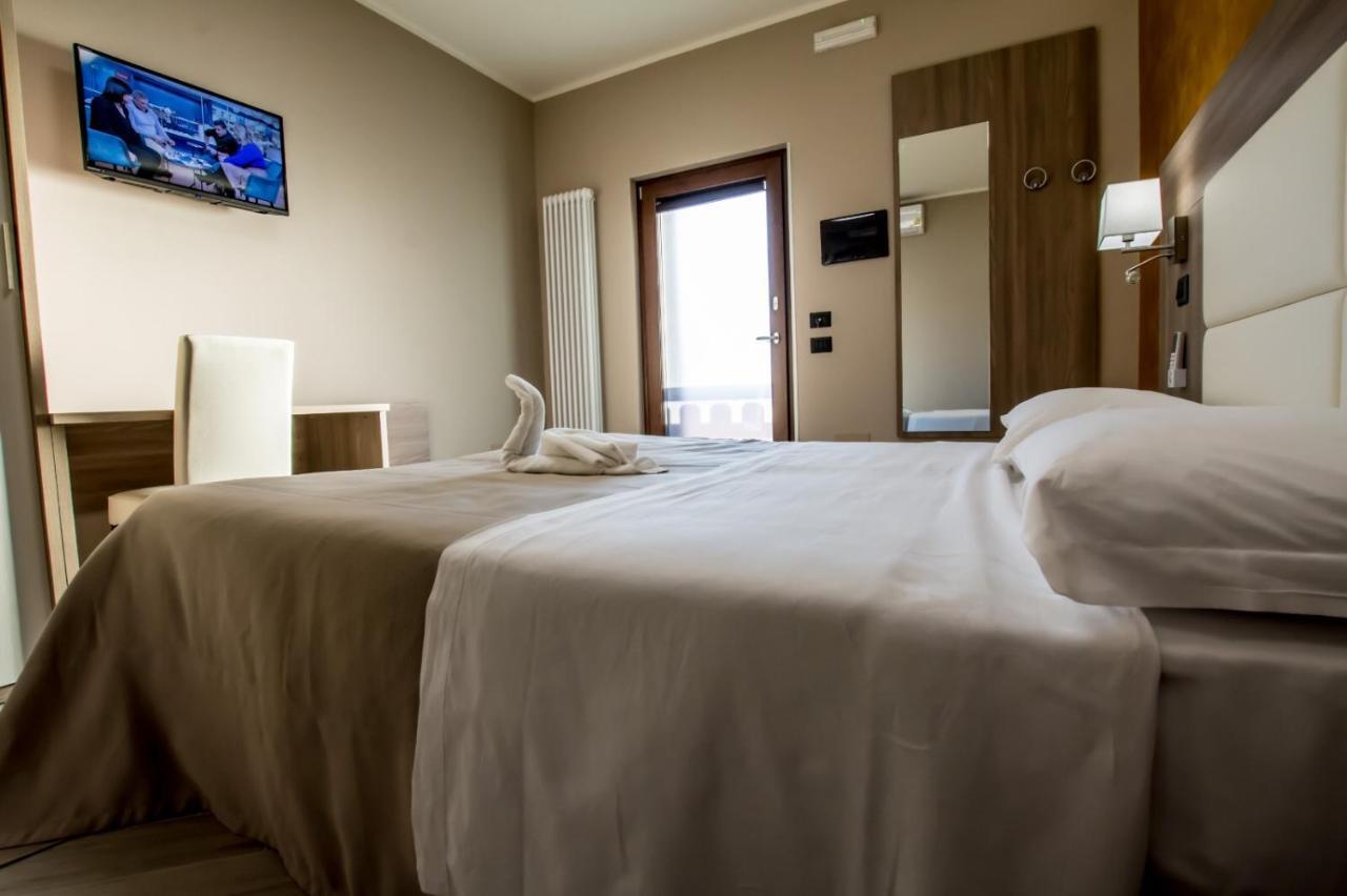 L'Antica Quercia Bed & Breakfast Potenza Luaran gambar